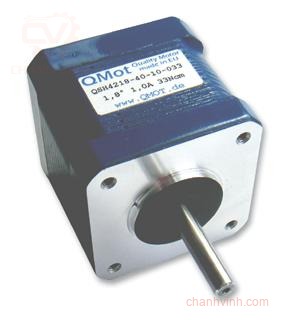 Trinamic / Analog Devices QSH4218-35-10-027