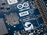 Arduino® UNO™ Q 2GB