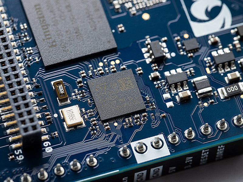 Arduino® UNO™ Q 2GB