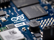 Arduino® UNO™ Q 4GB