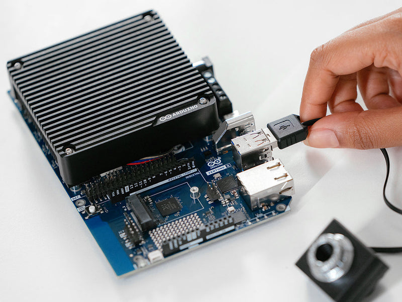 Arduino®️ VENTUNO™ Q