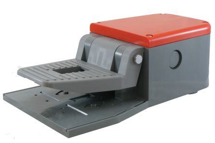RS PRO Medium Duty Snap Action Foot Switch - Thermoplastic Case Material, NO + NC, 6 A Contact Current, 24V Contact [0]; 238-0561