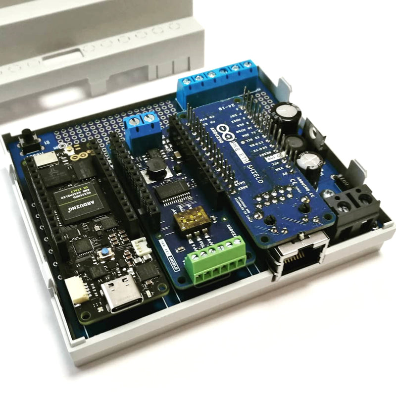 ArduiBox MKR Standard with transparent lid