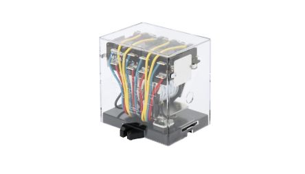 Omron Plug In Power Relay, 100 → 110V dc Coil, 5A Switching Current, 4PDT [MM4XPN DC100/110]; 102-691