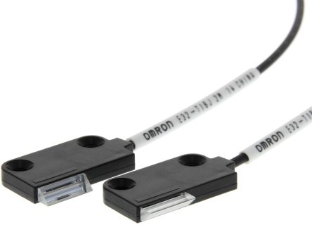 Omron Plastic Fibre Optic Sensor 4000 mm, IP50 [E32-T16J 2M]; 214-7105