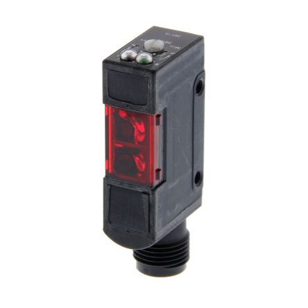 Omron Diffuse Photoelectric Sensor, Block Sensor, 700 mm Detection Range [E3S-AD87]; 215-7768