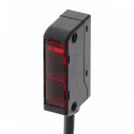 Omron Limited Reflective Photoelectric Sensor, Block Sensor, 60 mm Detection Range [E3S-LS3PW 2M]; 215-7778