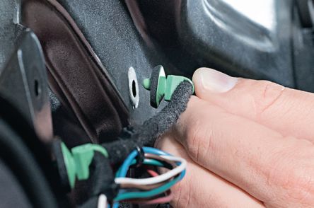 HellermannTyton Cable Tie, Releasable, 160mm x 4.6 mm, Green PA 6.6 Heatstabilised, Pk-500 [126-03100 T50SOSSFT6.5E-MDL-PA66HS-GN]; 215-9222