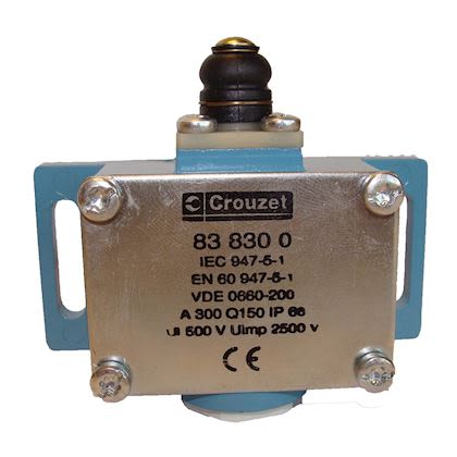 Crouzet Roller Limit Switch, 1NC/1NO, IP66, SPDT, Metal Housing, 250V ac Max, 10A Max [83832101]; 236-8788