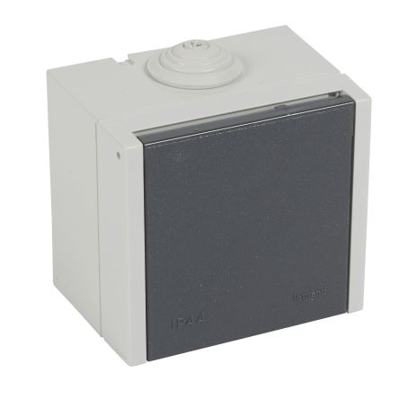Legrand Plug Socket, 2 Poles, 20A, NF Socket [055702]; 253-8688