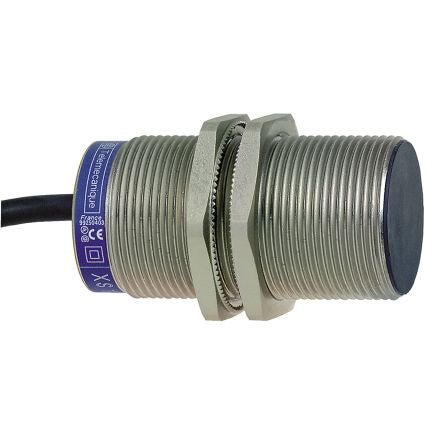 Telemecanique Sensors Inductive Threaded Barrel Proximity Sensor, M30, 10 mm Detection, PNP/NPN NO/NC, 12 → 24 V [XS1M30KP340L1]; 256-4862