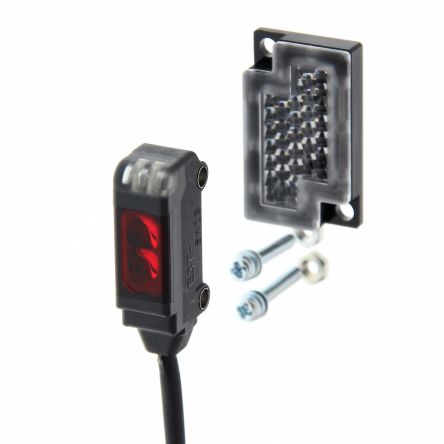 Omron Retroreflective Photoelectric Sensor, Block Sensor, 200 mm Detection Range [E3T-SR22 2M]; 262-8855