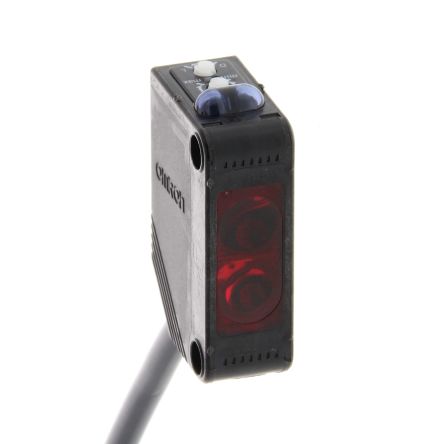 Omron Diffuse Photoelectric Sensor, Rectangular Sensor, 90 mm Detection Range [E3Z-L81 5M]; 262-8879