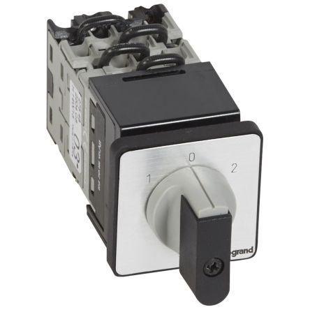 Legrand, 4P 3 Position 45°, 690V (Volts), 16A [0 275 48]; 266-0322