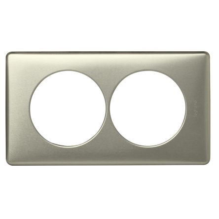 Legrand Plate [0 689 08]; 266-1167
