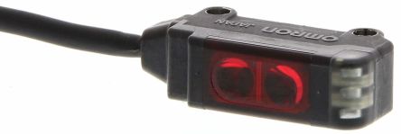 Omron Diffuse Photoelectric Sensor, Block Sensor, 150 mm Detection Range [E3T-SL21 2M]; 266-1549