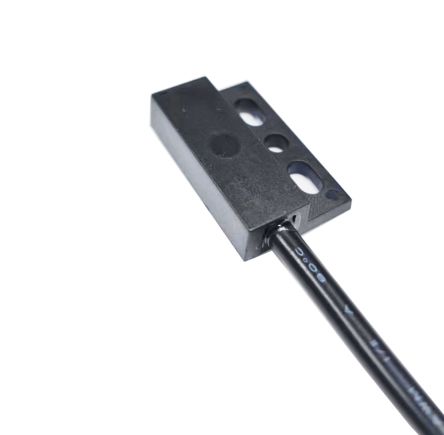 RS PRO Rectangular Reed Switch, NO, 120Vac, IP67 [0]; 268-4861