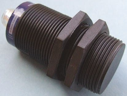 Telemecanique Sensors XS4P30KP340D 198504