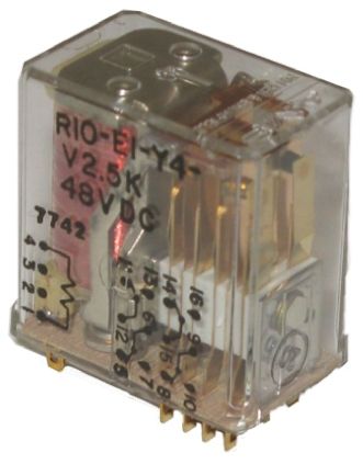 TE Connectivity R10-E1Y4-V2.5K 7830457