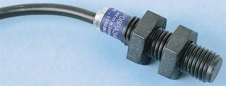 Telemecanique Sensors XS4P12MB230 198396