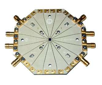 ON Semiconductor NB6N11SMNGEVB 1610878